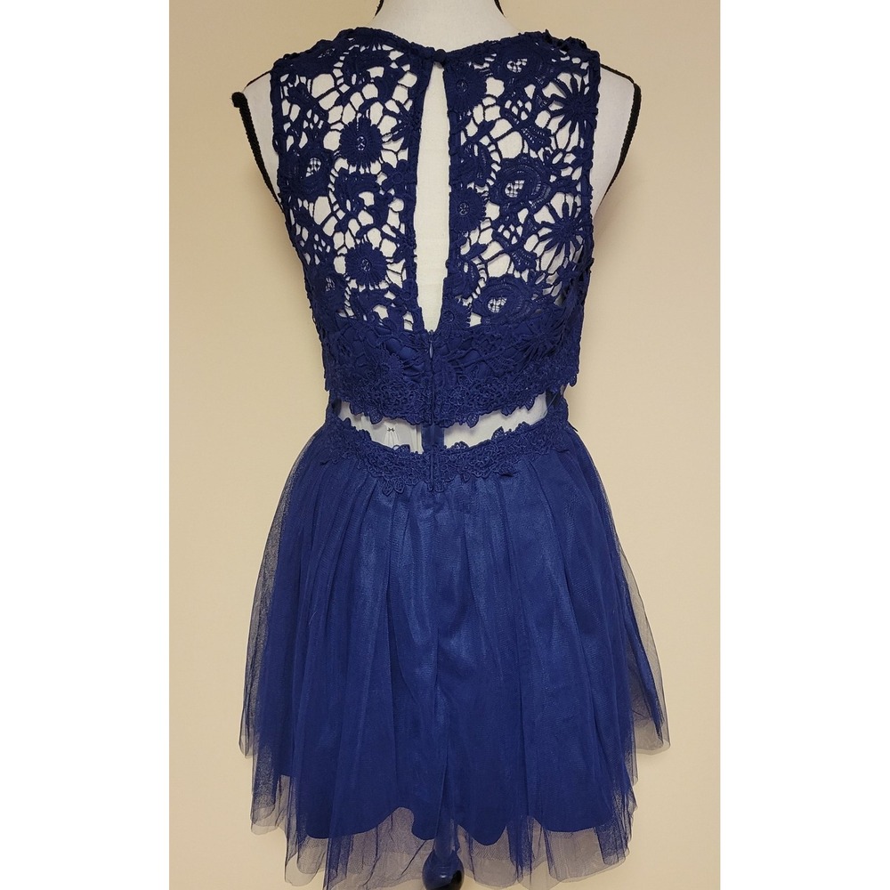 NWT Maniju Tulle Lace Dress - Picture 2 of 9